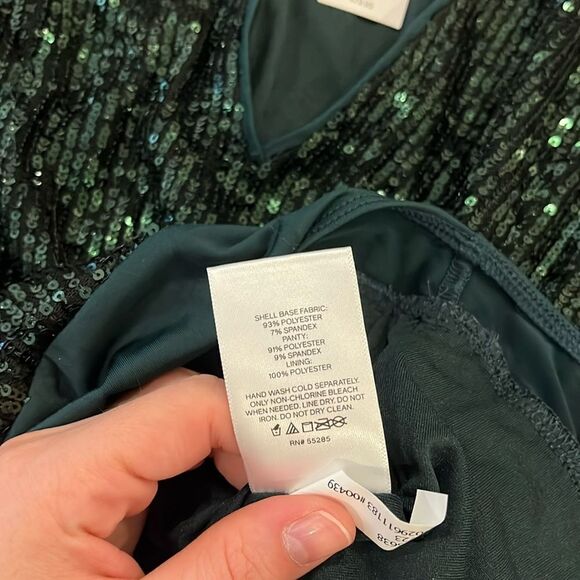 Green Express women’s NEW Sequin V-Neck Thong Bodysuit - Picture 7 of 15